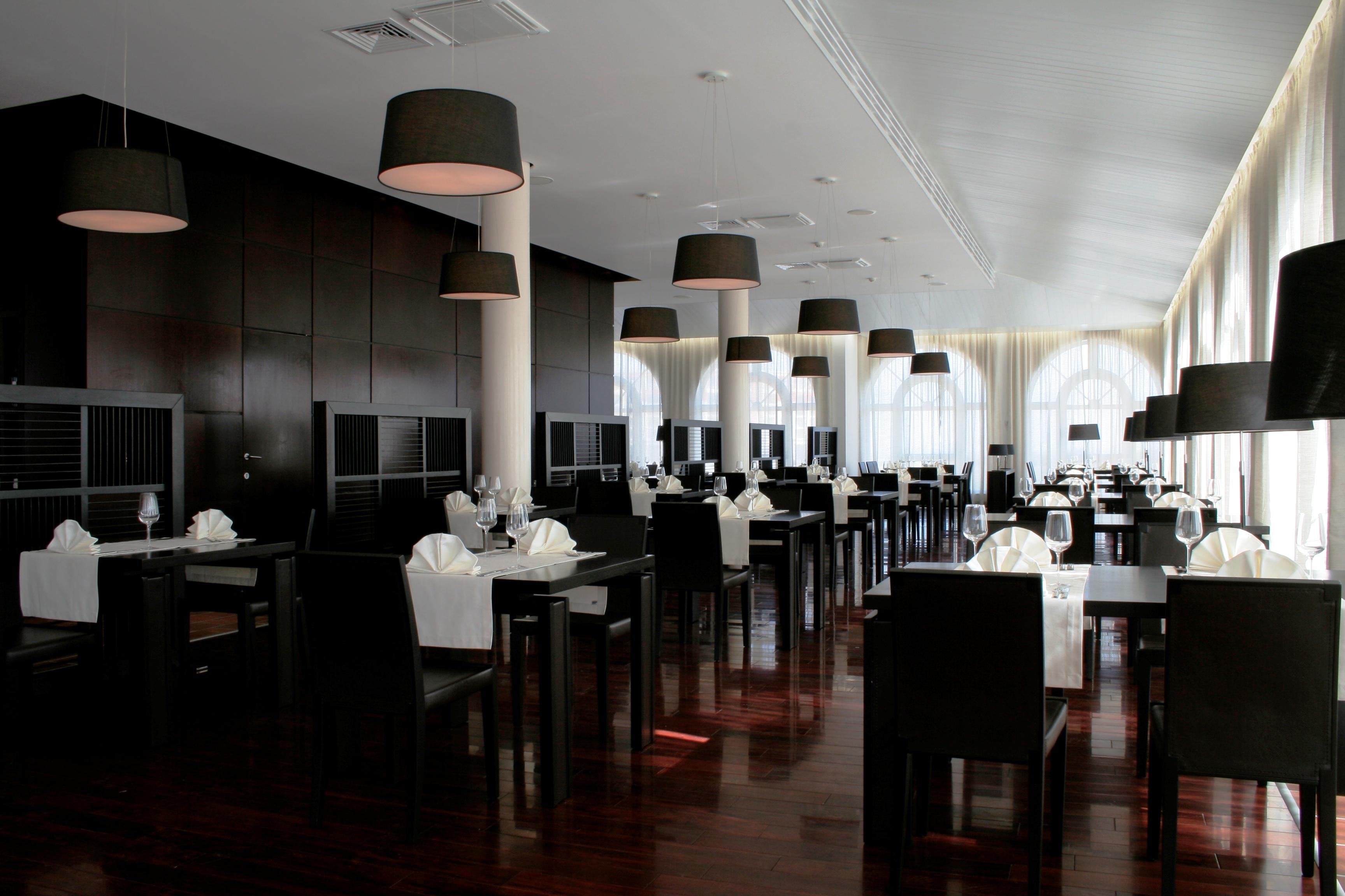 Lighthouse Golf & Spa Hotel Balchik Bagian luar foto Restaurant "1707"